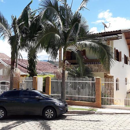 Casa Para Temporada Villa São Bento do Sapucaí Exteriör bild